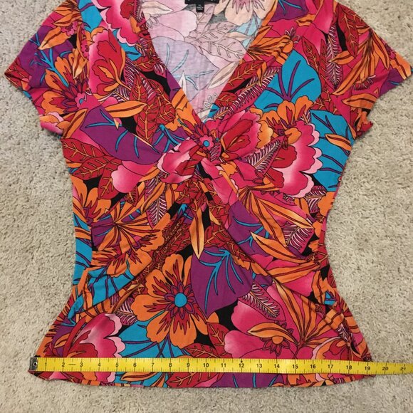Cable & Gauge Hawaiian Twist Hibiscus Tropical Top - Picture 13 of 15